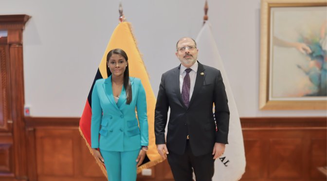 PRESIDENTE DE LA ASAMBLEA RECIBIÓ LA VISITA PROTOCOLARIA DE LA FISCAL GENERAL DEL ESTADO