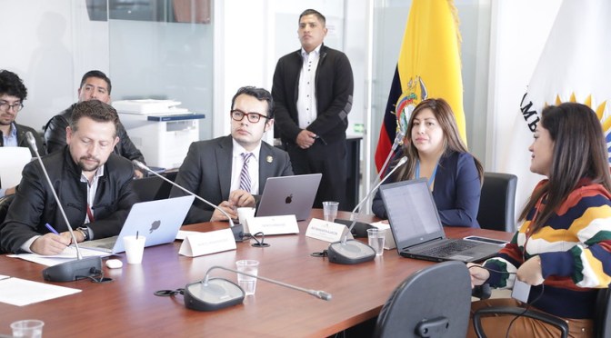 REGULACIÓN, CONTROL, EL USO Y COMERCIO DE ARMAS ASPECTOS FUNDAMENTALES DEL PROYECTO DE LEY DE ARMAS