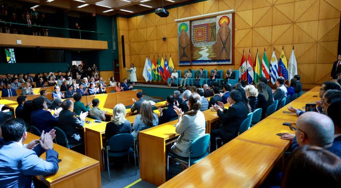 PRESIDENTE NOBOA RECIBIÓ EL PLAN NACIONAL DE INTEGRIDAD PÚBLICA Y LUCHA CONTRA LA CORRUPCIÓN