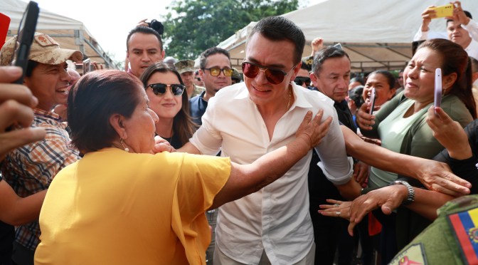 AGRICULTORES DE LOS RÍOS RECIBIERON ASISTENCIA TÉCNICA, TÍTULOS DE PROPIEDAD Y UNIDADES MÓVILES DESDE EL GOBIERNO