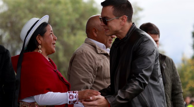 PRODUCTORES DE CHIMBORAZO, COTOPAXI, TUNGURAHUA Y BOLÍVAR RECIBIERON 42 UNIDADES MÓVILES, TÍTULOS DE PROPIEDAD E INSUMOS AGRÍCOLAS PARA EL CAMPO