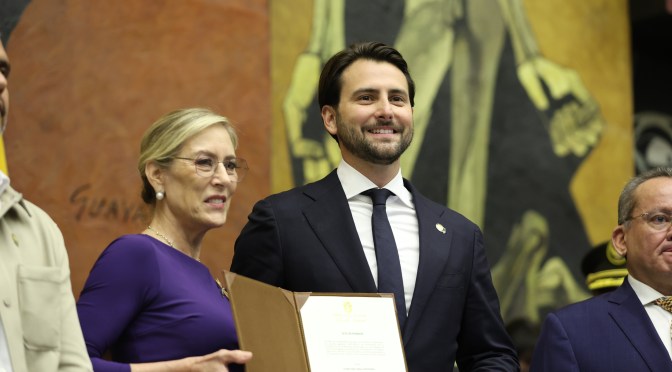 NIELS OLSEN PRESIDENTE DE LA ASAMBLEA NACIONAL