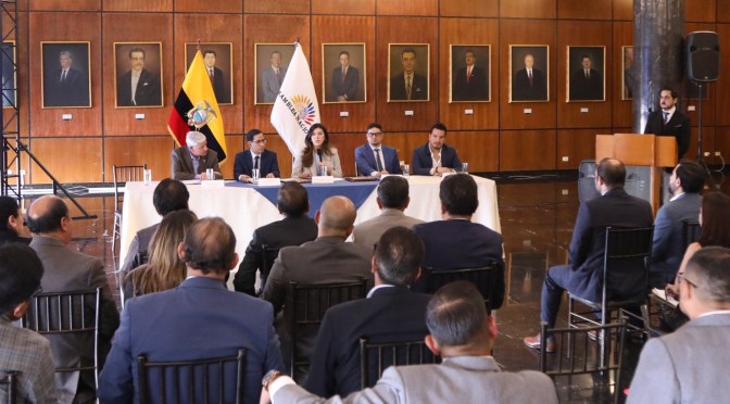 COMISIÓN DE DESARROLLO ECONÓMICO TIENDE PUENTES CON EL SECTOR TRANSPORTE