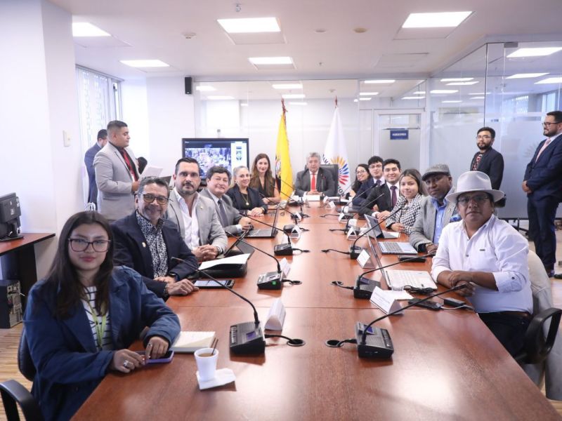 COMISIÓN APROBÓ EL INFORME PARA PRIMER DEBATE DE LA REFORMA QUE PROTEGE LOS DERECHOS DE LAS MUJERES EN MATERNIDAD