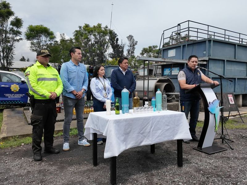 MUNICIPIO DE RUMIÑAHUI DESTRUYE BEBIDAS ALCOHÓLICAS RETENIDAS EN ESPACIOS PÚBLICOS