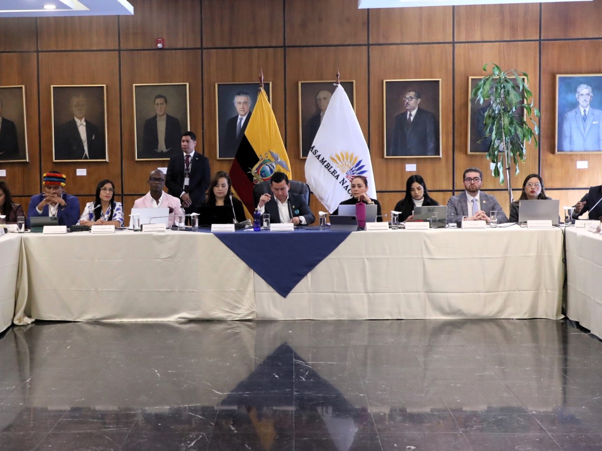 COMISIÓN DE FISCALIZACIÓN RECIBÓ LAS PRIMERAS PRUEBAS DENTRO DEL JUICIO POLÍTICO CONTRA MARIO GODOY