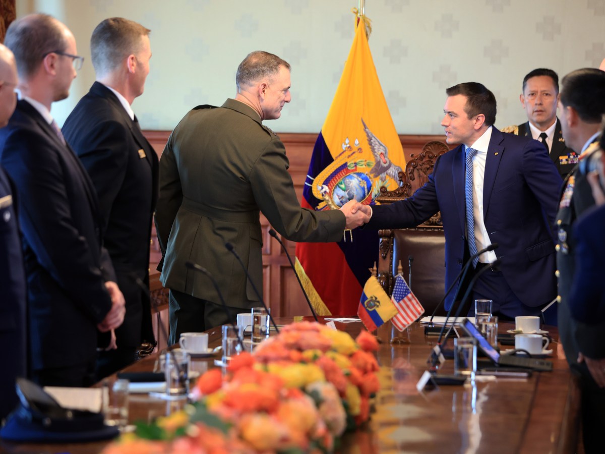 PRESIDENTE NOBOA RECIBIÓ AL COMANDO SUR DE EE. UU. PARA PROFUNDIZAR LA COOPERACIÓN EN SEGURIDAD