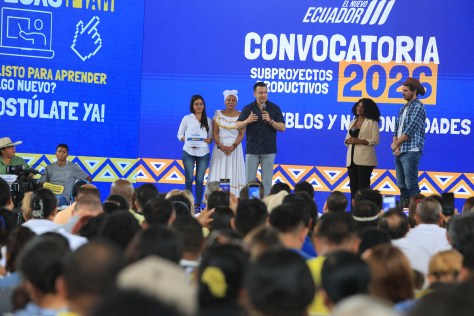 1,3 MILLONES DE DÓLARES PARA PROYECTOS PRODUCTIVOS Y 10.000 BECAS PARA FORTALECER A PUEBLOS Y NACIONALIDADES