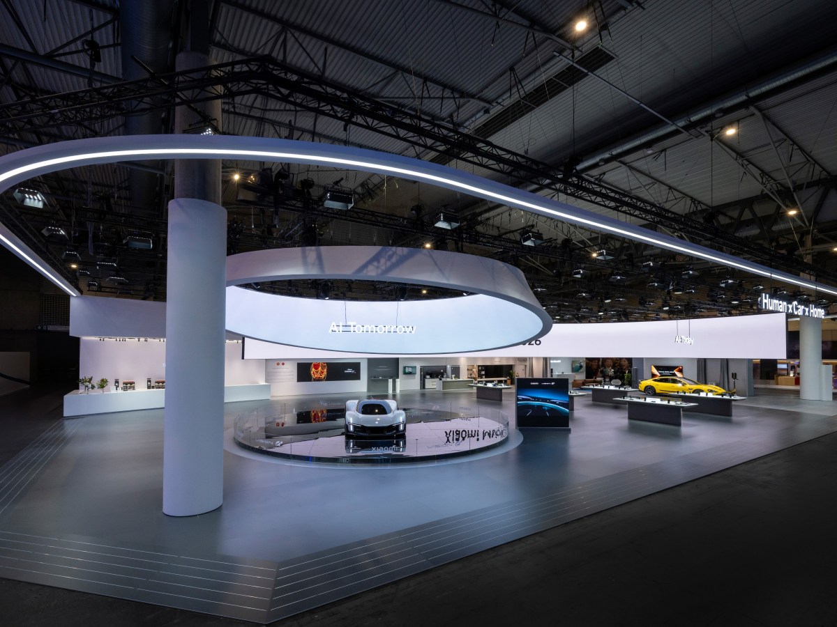 XIAOMI PRESENTÓ UNA NUEVA OLA DE “HUMAN × CAR × HOME” IMPULSADA POR IA EN EL MWC 2026