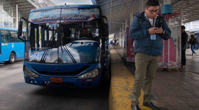57 DE 64 OPERADORAS DE TRANSPORTE PÚBLICO ENFRENTARÁN PROCESOS SANCIONATORIOS POR INCUMPLIR EL SERVICIO EN QUITO
