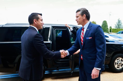 PRESIDENTE NOBOA FORTALECE COOPERACIÓN EN SEGURIDAD, DEFENSA E INVERSIÓN EN WASHINGTON