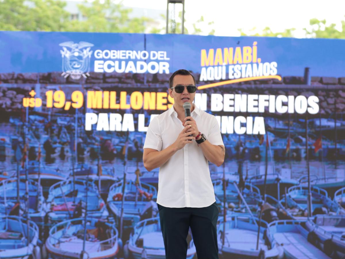 26 MILLONES DE DÓLARES EN OBRAS, CRÉDITOS Y AYUDA SOCIAL EN MANABÍ