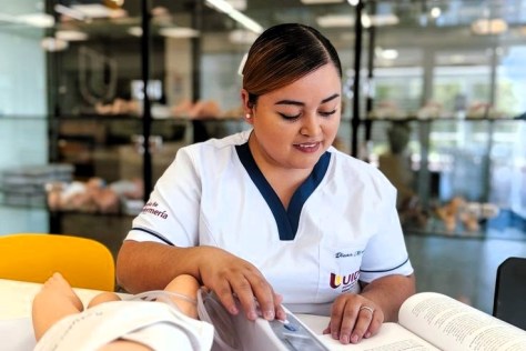 ECUADOR FORMA ENFERMEROS QUE HOY TIENEN OPORTUNIDADES EN EUROPA